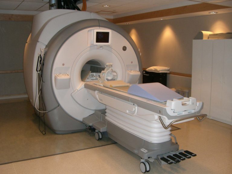 My MRI Experience - The Mom Maven