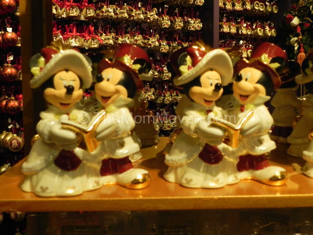 Caroler Mickey and Minnie