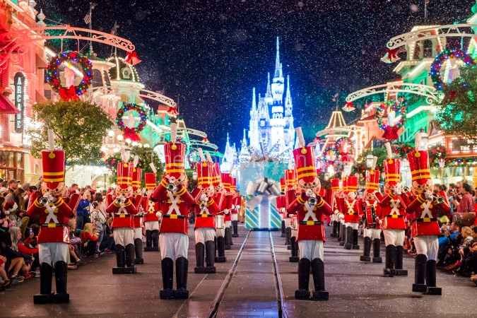 Mickey's Once Upon a Christmastime Parade 