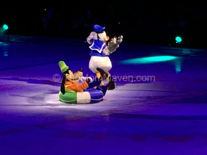 Goofy and Donald Disney on Ice 100 Years of Magic