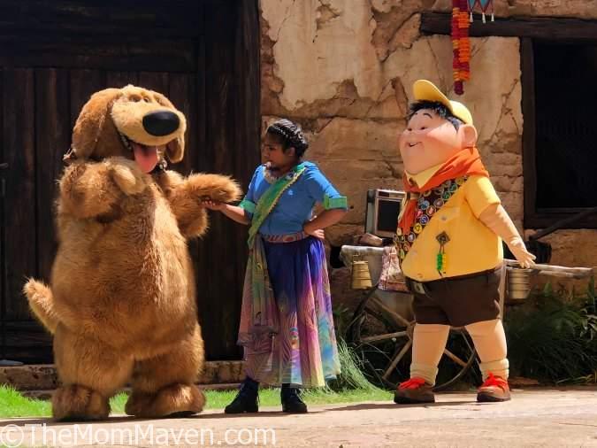UP! A Great Bird Adventure at Disney's Animal Kingdom is hosted by Annika who is joined by bird handlers and of course, Russell and Dug from the movie UP!.