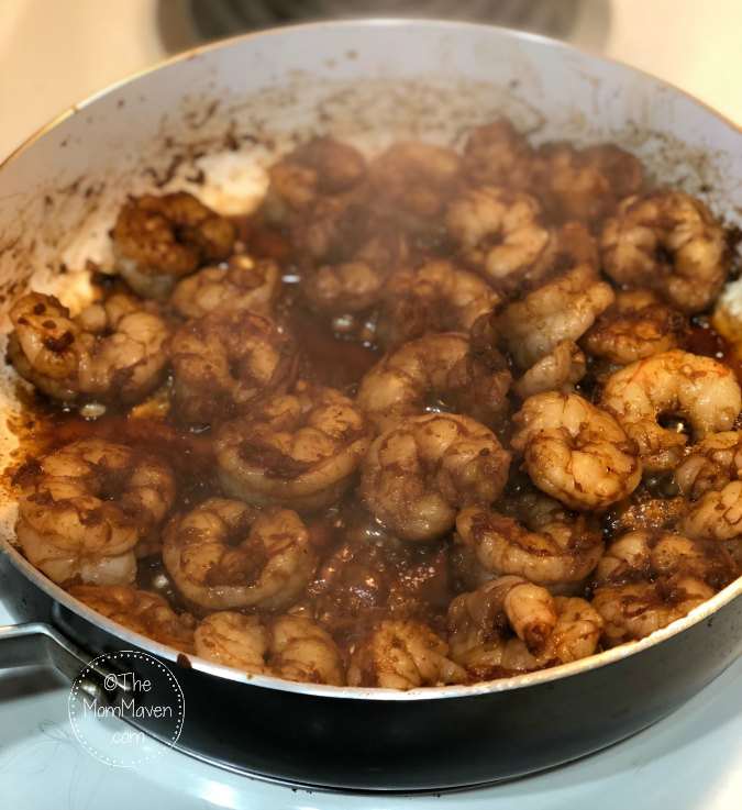 I love my Bang Bang Chicken and I decided it was time to do a shrimp dish so I created my Bang Bang Shrimp and Pasta recipe.