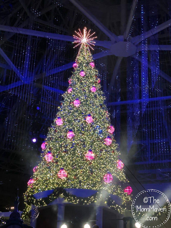 The whole family will enjoy the holiday activities at Christmas at Gaylord Palms, especially ICE! featuring The Polar Express.